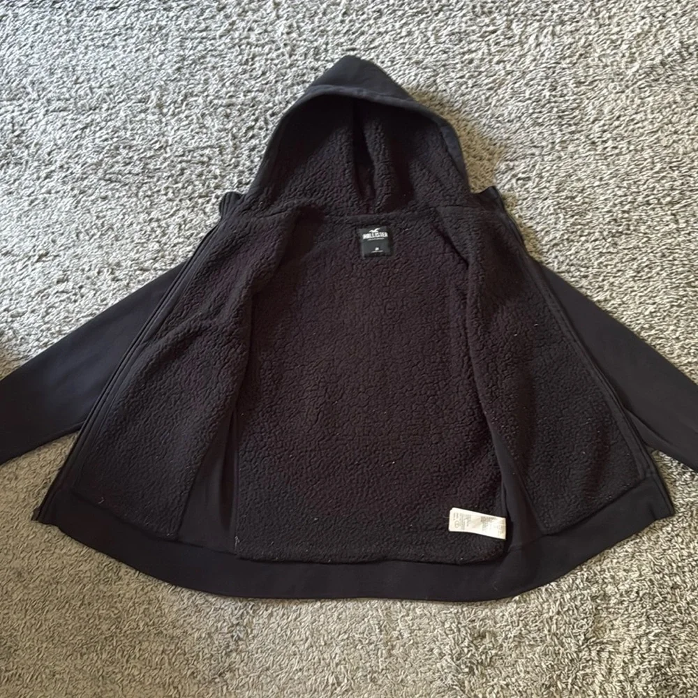 Hollister - Fleece Zip-Up Hoodie - Picture 4 of 5